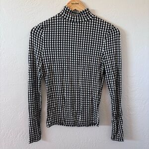 Veronica Beard Houndstooth Long Sleeve Top